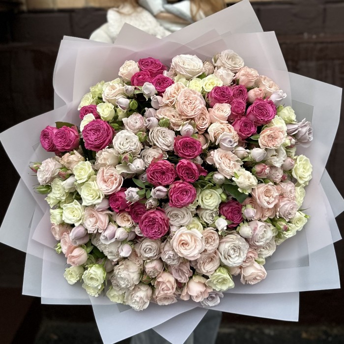 Микс из 55 кустовых роз